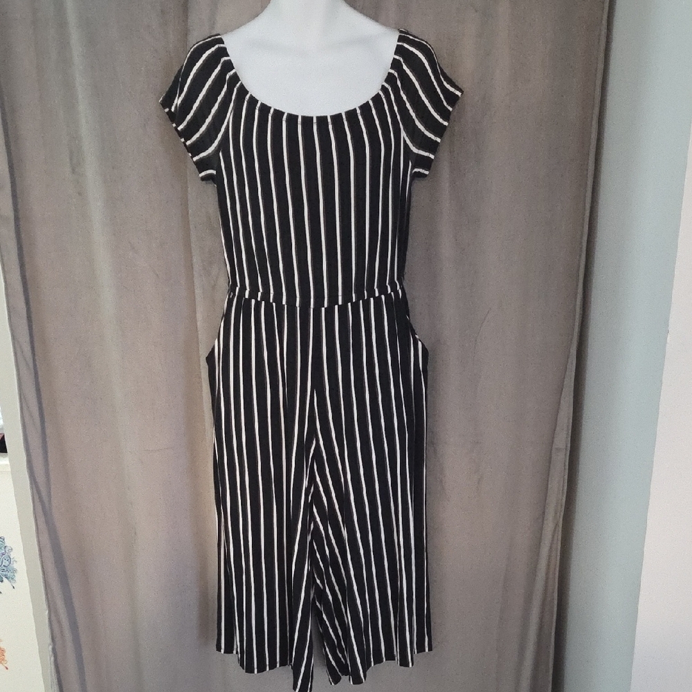 Torrid Size 0 Black Brown and White Striped Jumpsuit